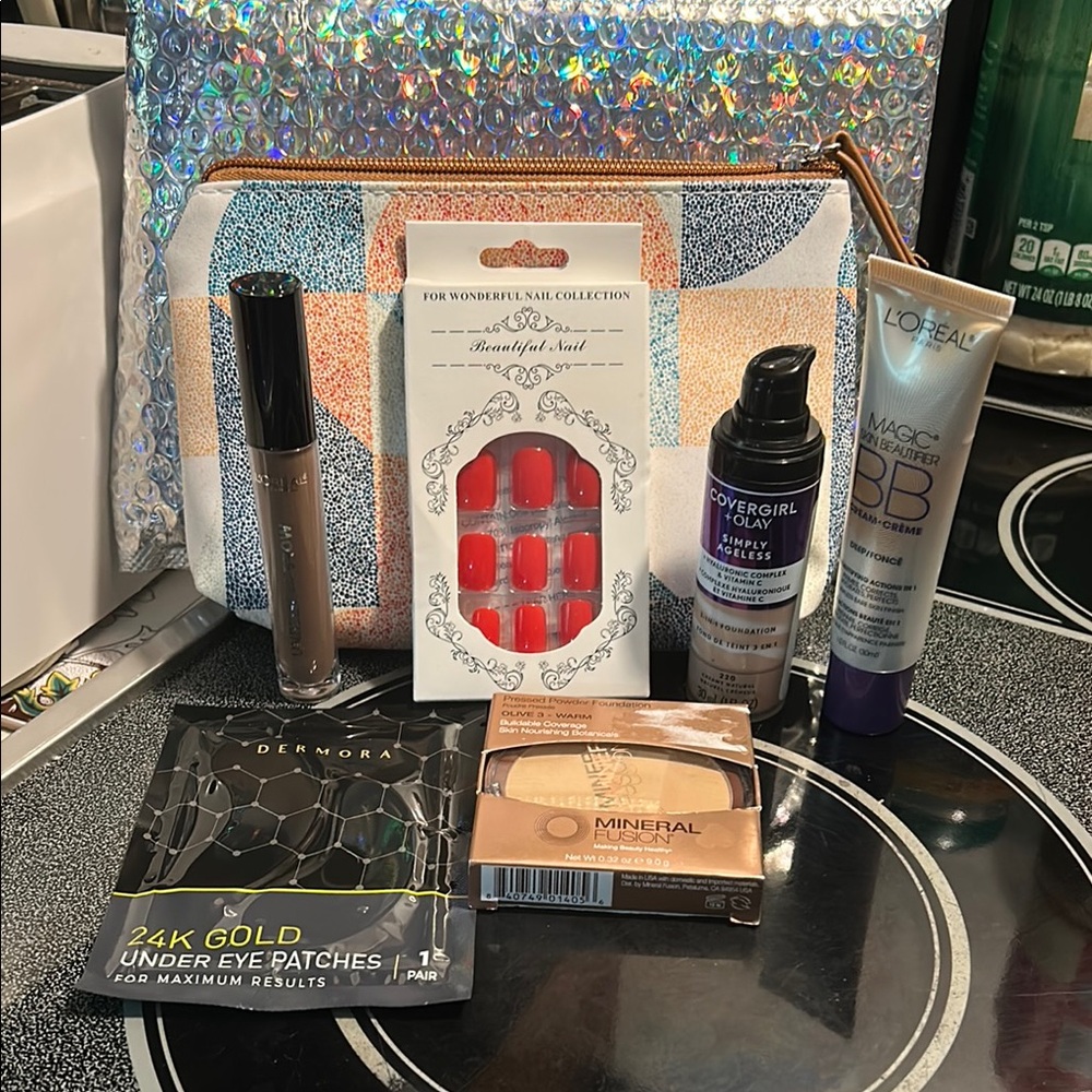 Cosmetics and Bag included
